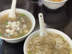 鲜肉云吞面-伍湛记 · 广州老字号(龙津中路店)