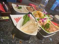-井格重庆火锅(临平银泰城店)