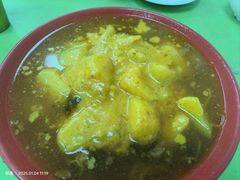 咖喱牛腩汤幼面-胜利茶餐室