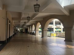 -王府井奥莱临潼小镇(临潼店)