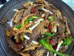 -鲁南仔·滕州炒鸡(经三路店)