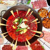 重庆探店🍲吃老火锅还能吃把狗粮✨好撑‼️‼️