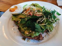 牛油果吐司-Egg•Allday Brunch(襄阳北路店)