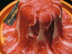 -牛YO寿喜烧·铁板烧和牛火锅自助(市府恒隆店)
