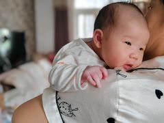 -乐禧母婴全自营月嫂(宝山店)