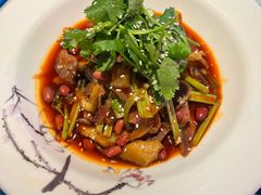夫妻肺片-川流不息·地道川菜·小龙虾(新松江路店)