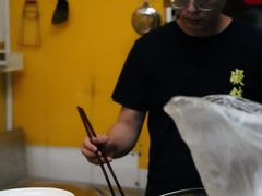 -小梁哥云吞面(黄贝岭店)
