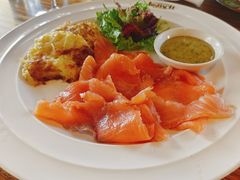 -LENBACH兰巴赫西餐啤酒坊(大连东港店)