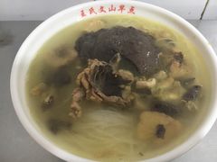 -文山荷鲜居(翠湖店)