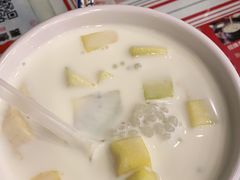 -捷信牛奶甜品世家(学府店)