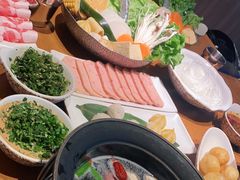 -呷哺呷哺(融创茂店)