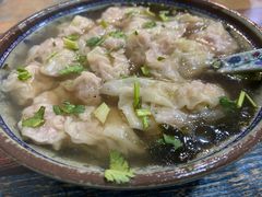 招牌野馄炖-老谢野馄饨(延安路店)