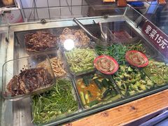 -矮子粉店1985·长沙米粉(湘春路店)