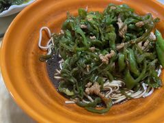 青椒肉丝干子炒面-五村饭店