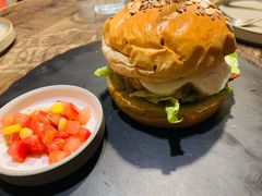 经典芝士汉堡-HIGH FIVE哈福手工汉堡(桂林路店)