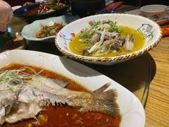 -吴越荣记苏州菜·松鼠桂鱼100%活鱼现做(斜塘老街店)