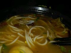 -花溪巷牛肉粉(泉城路店)