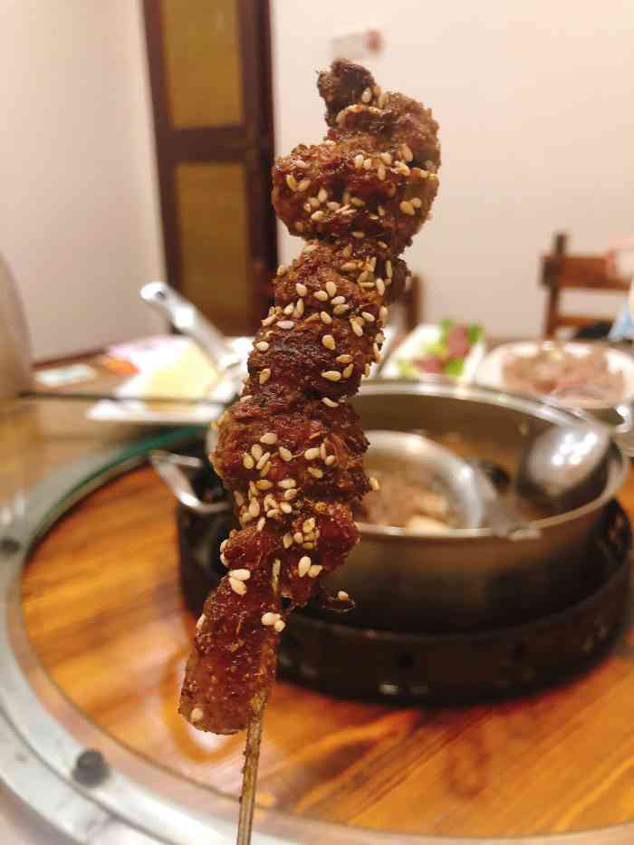 原汁原味驴庄-"[薄荷]环境: 在一个小村庄里,要不是跟.