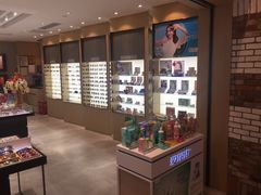-吴良材眼镜(美罗城店)
