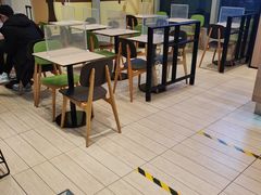 -德克士(虹桥火车站店)