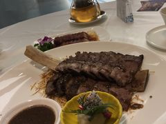 香煎安格斯牛肋骨-广州塔晖粤轩中餐厅