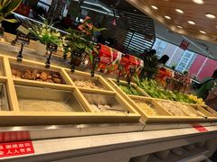 自助取餐区-食尚名肴自助涮烤