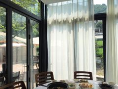 -自在弥林花园餐厅(云栖店)