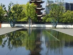 -龙华寺