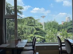 -南郊宾馆·风味自助餐厅·山东十六地市特色菜