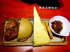 -窄巷子陕菜馆·地道陕西菜(粉巷店)