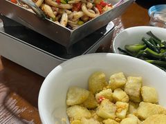 -昱龙大盆牛蛙馆(三兴街总店)