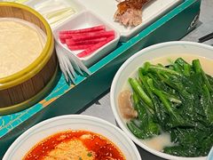 -姚姚酸菜鱼·金戈戈香港豉油鸡(喜荟城联名店)