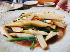油焖皎白-75幢私房菜馆