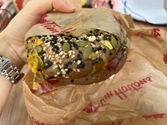 纽约风鲁本贝果堡-Tims天好咖啡·贝果(东吴龙湖天街店)