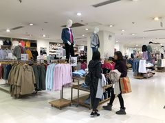 -优衣库(重庆星光时代广场店)