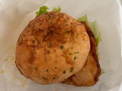 -必胜客(大宁路店)