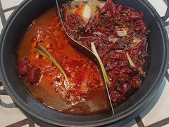 -贰回巷火锅馆(钟楼店)