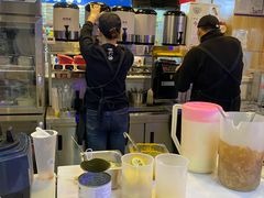 -沪上阿姨·精选茶饮(合生广场店)