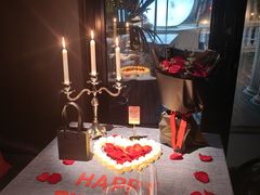 -弦月窗LUNETTE BY AMANDA(复兴路店)