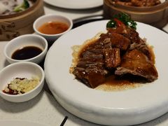 煲王烧鹅皇-煲王粤菜餐厅(中侨中心店)