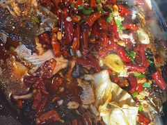 -鸣记脆皮烤鱼·海鲜烤鱼(三八广场店)