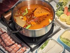 -享遇.锅姥姥牛排海鲜自助(小寨店)