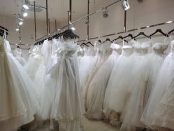 -Color卡诺婚纱礼服馆(南京严选店)