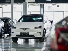 -TESLA 特斯拉(北京南四环中路特斯拉中心)