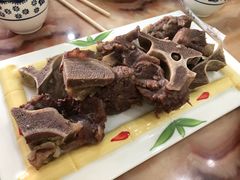 -苏莱特色牛骨滩羊手抓馆(长城东街总店)