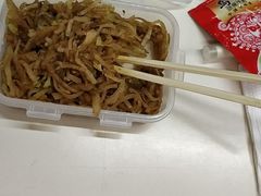 -95号酱骨·一块豆腐(展春园西路店)