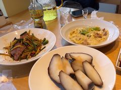 -关东小磨东北菜(上海长风大悦城店)