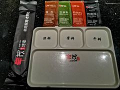 餐具摆设-丰茂烤串(全国首店)