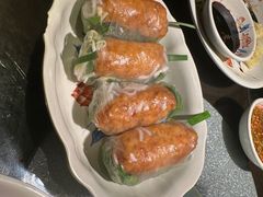 -大头虾越式风味餐厅(光明广场店)