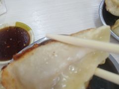 -黄阿姨锅贴大王(万航渡路店)